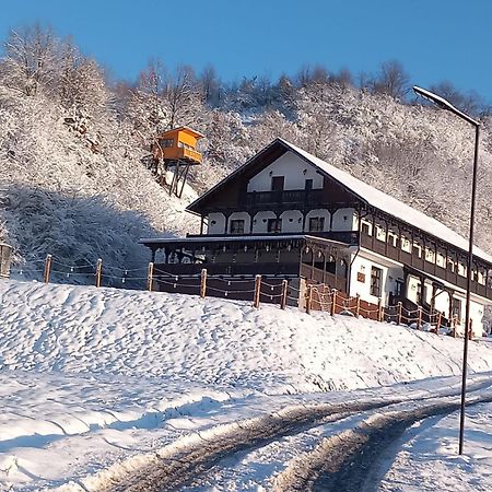 Ferienwohnung Mosia Dar In Rai Berbesti Exterior foto