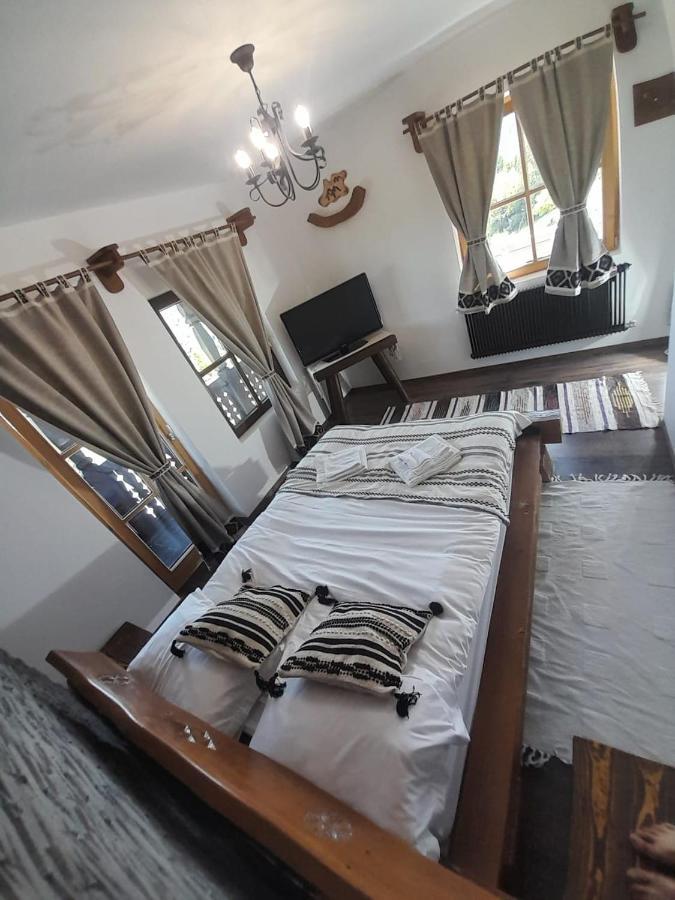Ferienwohnung Mosia Dar In Rai Berbesti Exterior foto